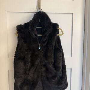 Reversible Faux Fur Black Vest